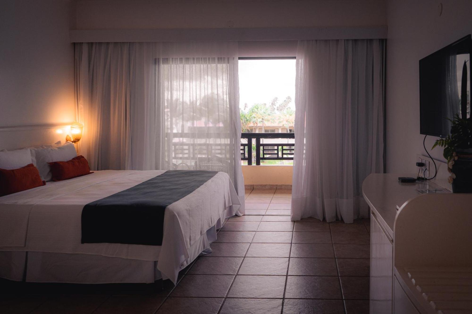 Sun City Rota Das Emocoes Camocim Exterior foto